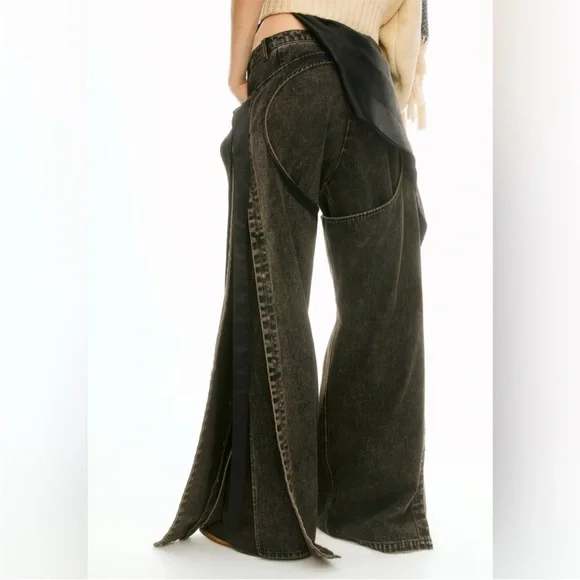 Hm chaps-layered pants dark brown
Lorena Saravia H&M BBWT
Never worn - Picture 6 of 7